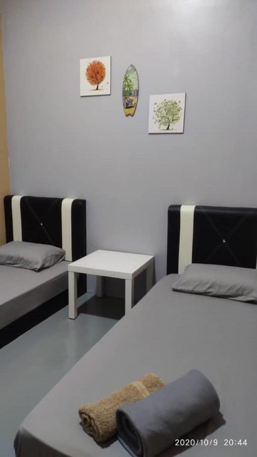 Hostel Ny Tropical Backpackers Desaru Zewnętrze zdjęcie