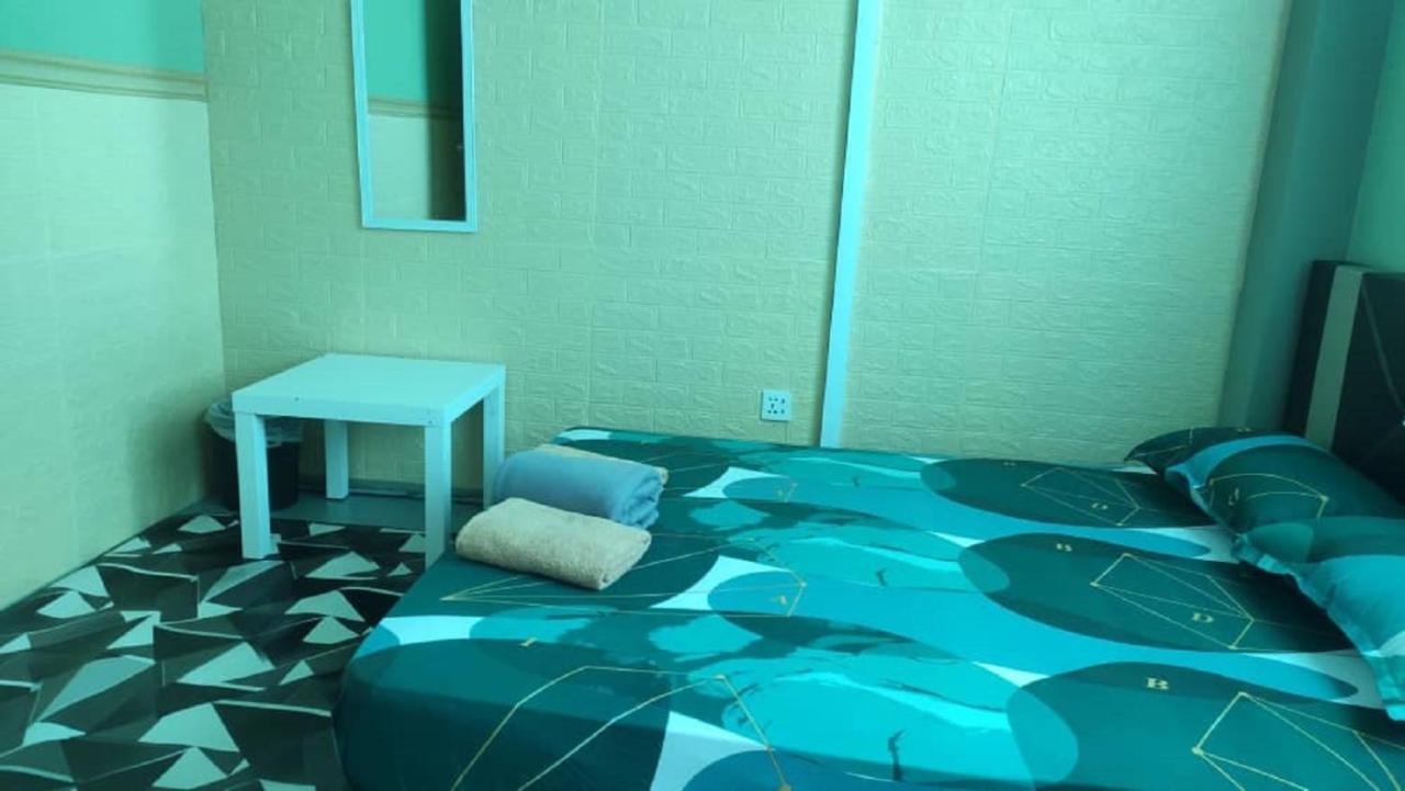 Hostel Ny Tropical Backpackers Desaru Zewnętrze zdjęcie