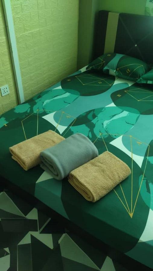 Hostel Ny Tropical Backpackers Desaru Zewnętrze zdjęcie